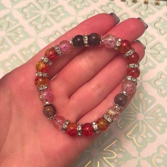 🌸Amethyst and Glass Bead Stretch Bracelet - Picture 3 of 3